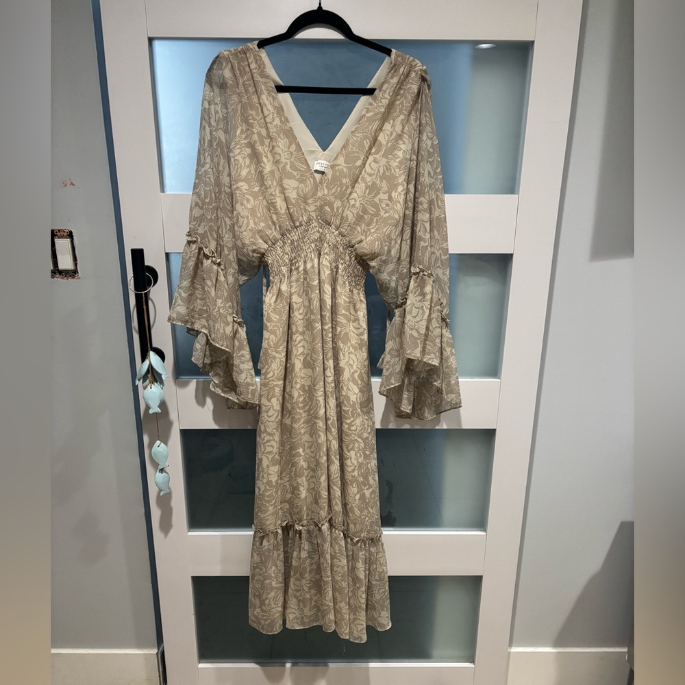Dress Forum Cream Long Sleeve Floral Dress